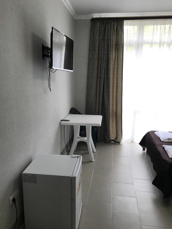 Viktoria Hotel Pizunda Luaran gambar